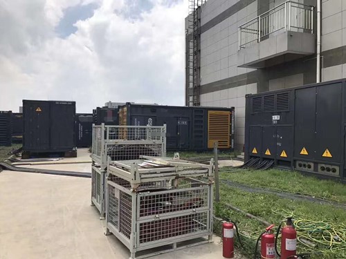 西城除了定期检查，还有哪些方法可以及时发现接触式转速表探头的磨损？
